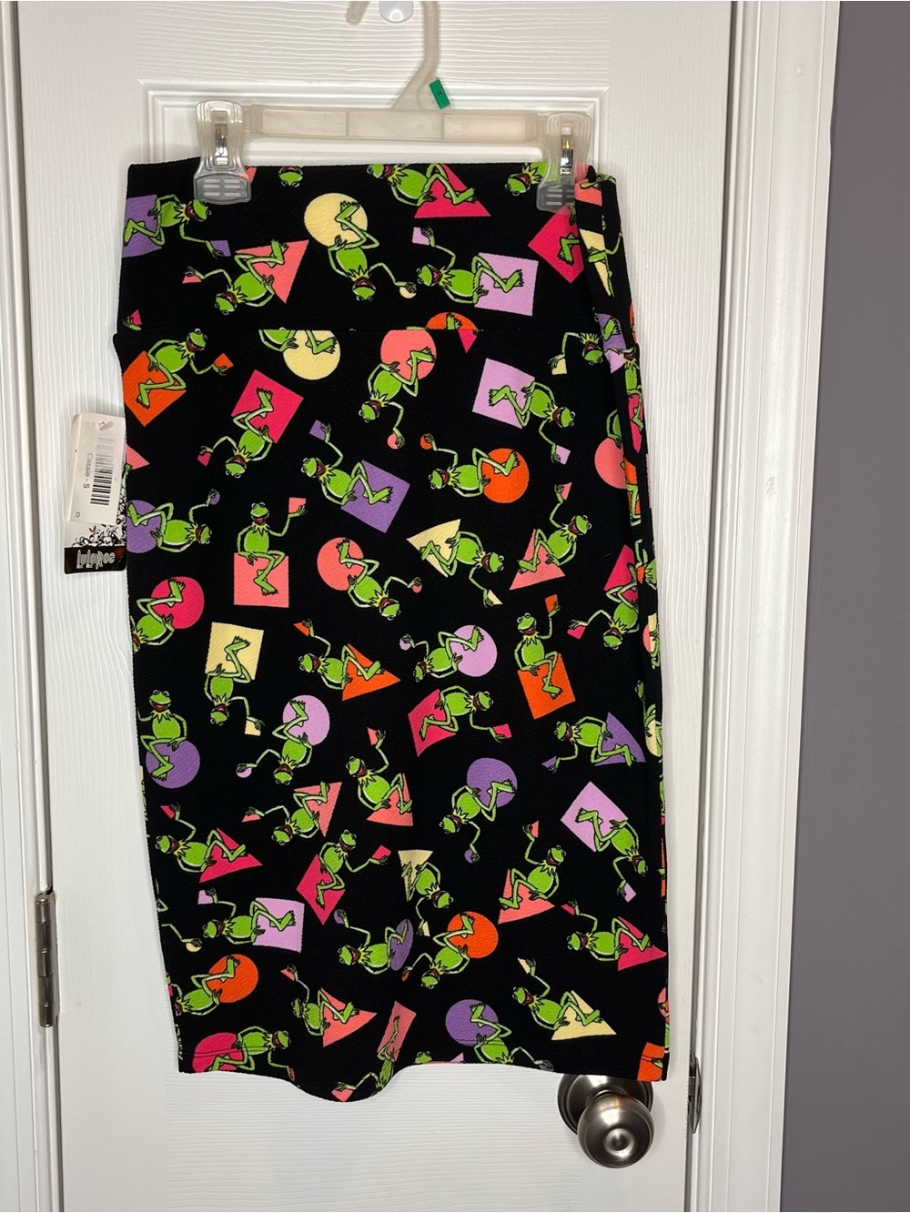 LulaRoe Cassie Disney Skirt with Kermit the Frog